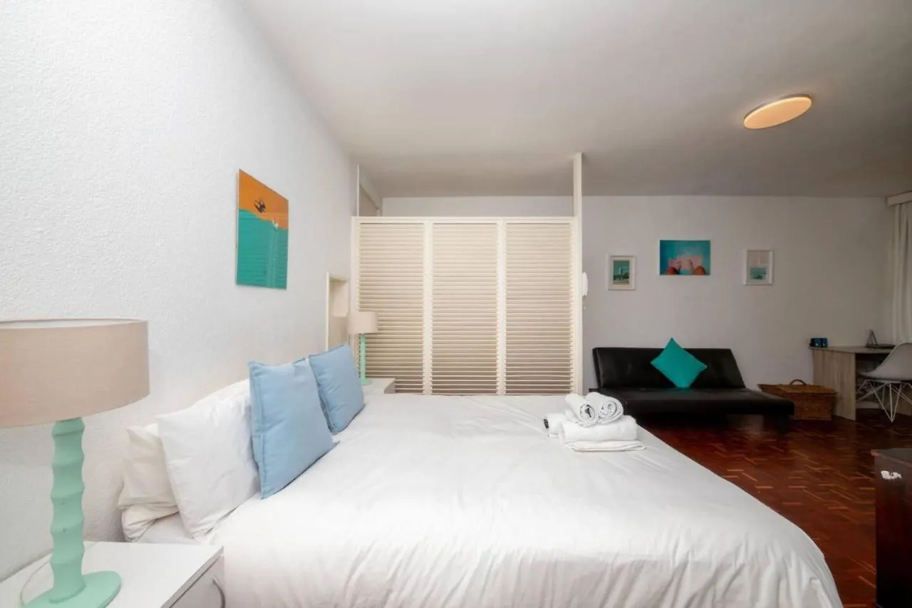 Apartment Central Urban Studio with Garden viewSwimming Pool Kapstadt Südafrika